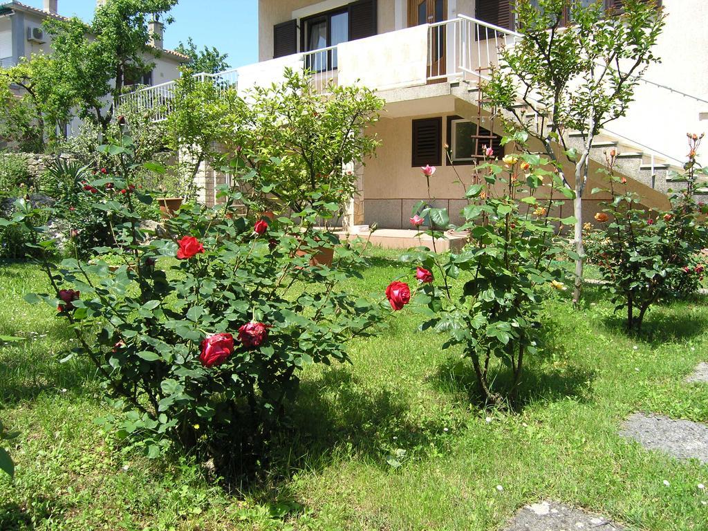 Apartments Ines Krk Town Kültér fotó
