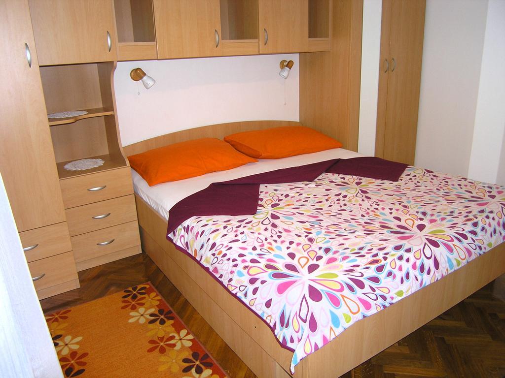 Apartments Ines Krk Town Kültér fotó