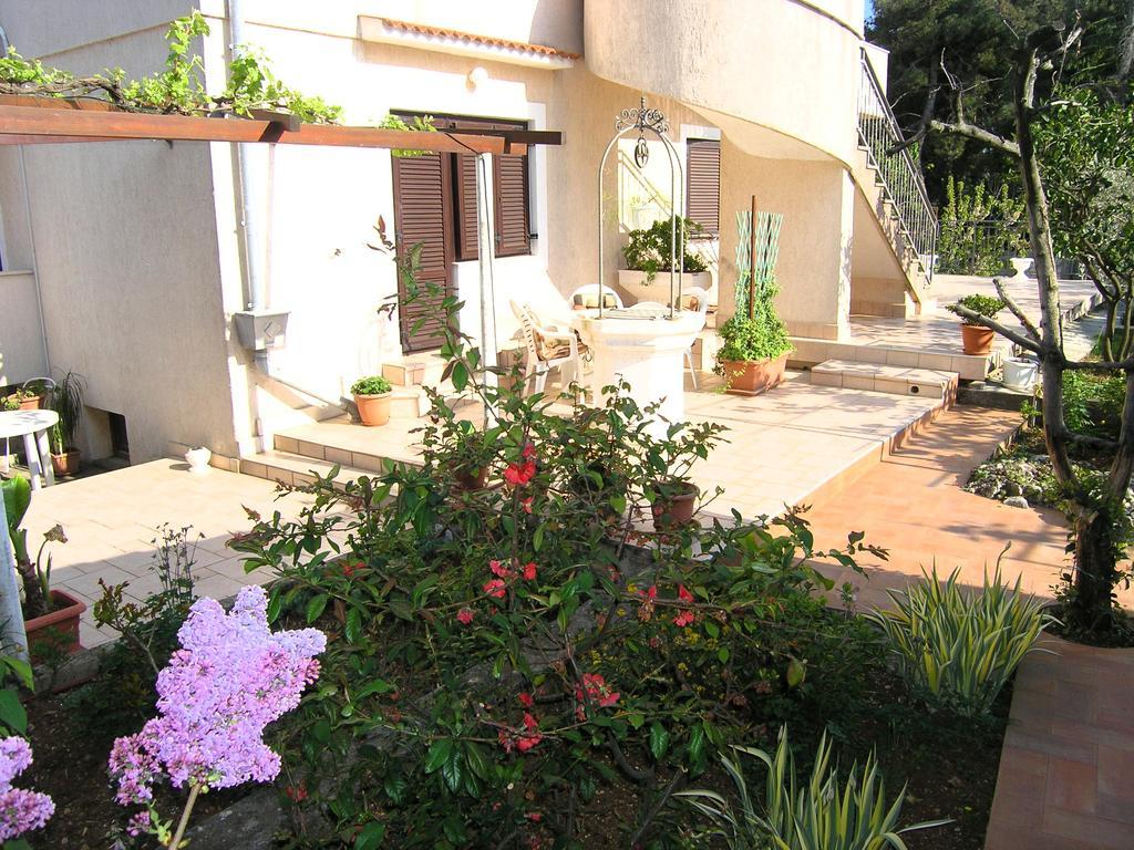 Apartments Ines Krk Town Kültér fotó