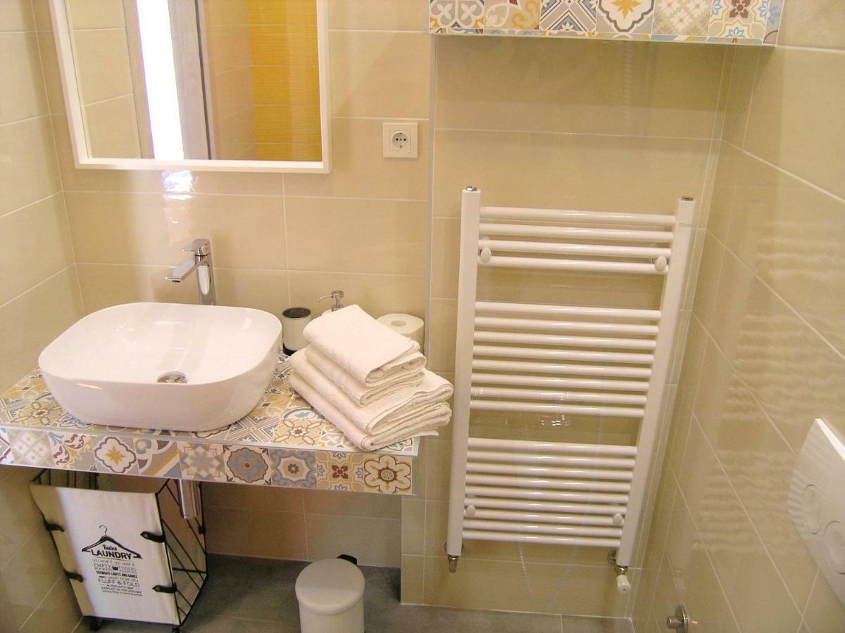 Apartments Ines Krk Town Kültér fotó