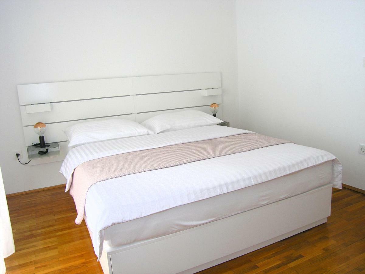 Apartments Ines Krk Town Kültér fotó